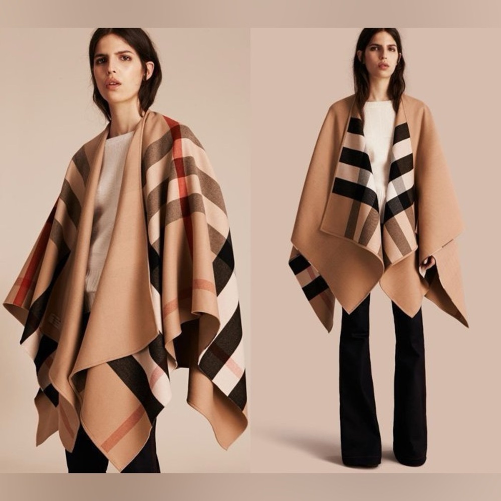 New with tag Burberry cape